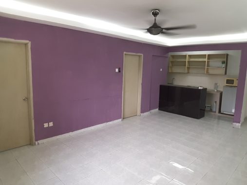 Pangsapuri Subang Suria Living room to kitchen